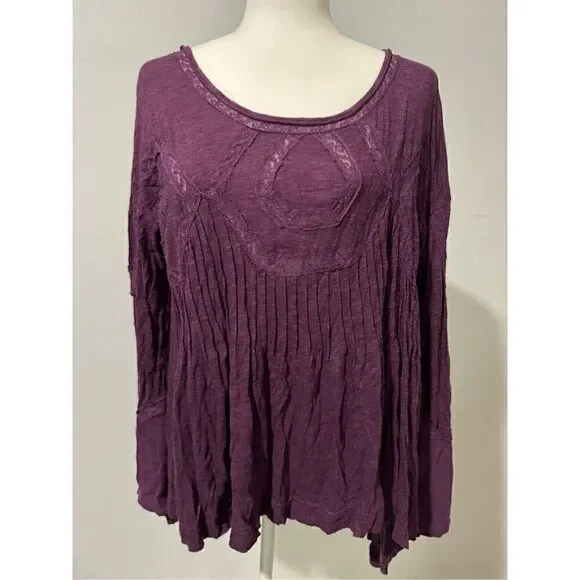 Free people lace trimmed distressed purple babydoll boho keyhole on back top S - Picture 2 of 8